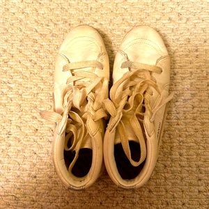 Girls metallic sneakers